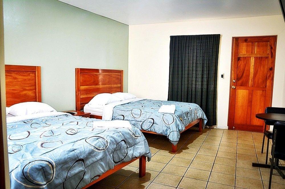 Hotel La Villa Quesada  Zewnętrze zdjęcie