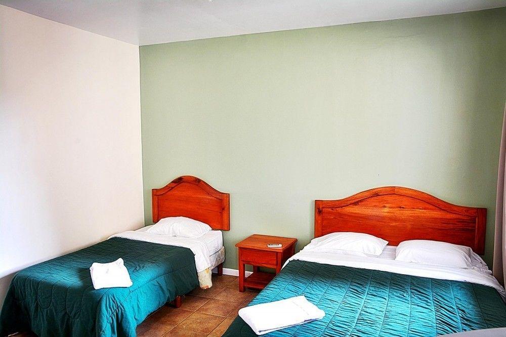 Hotel La Villa Quesada  Zewnętrze zdjęcie