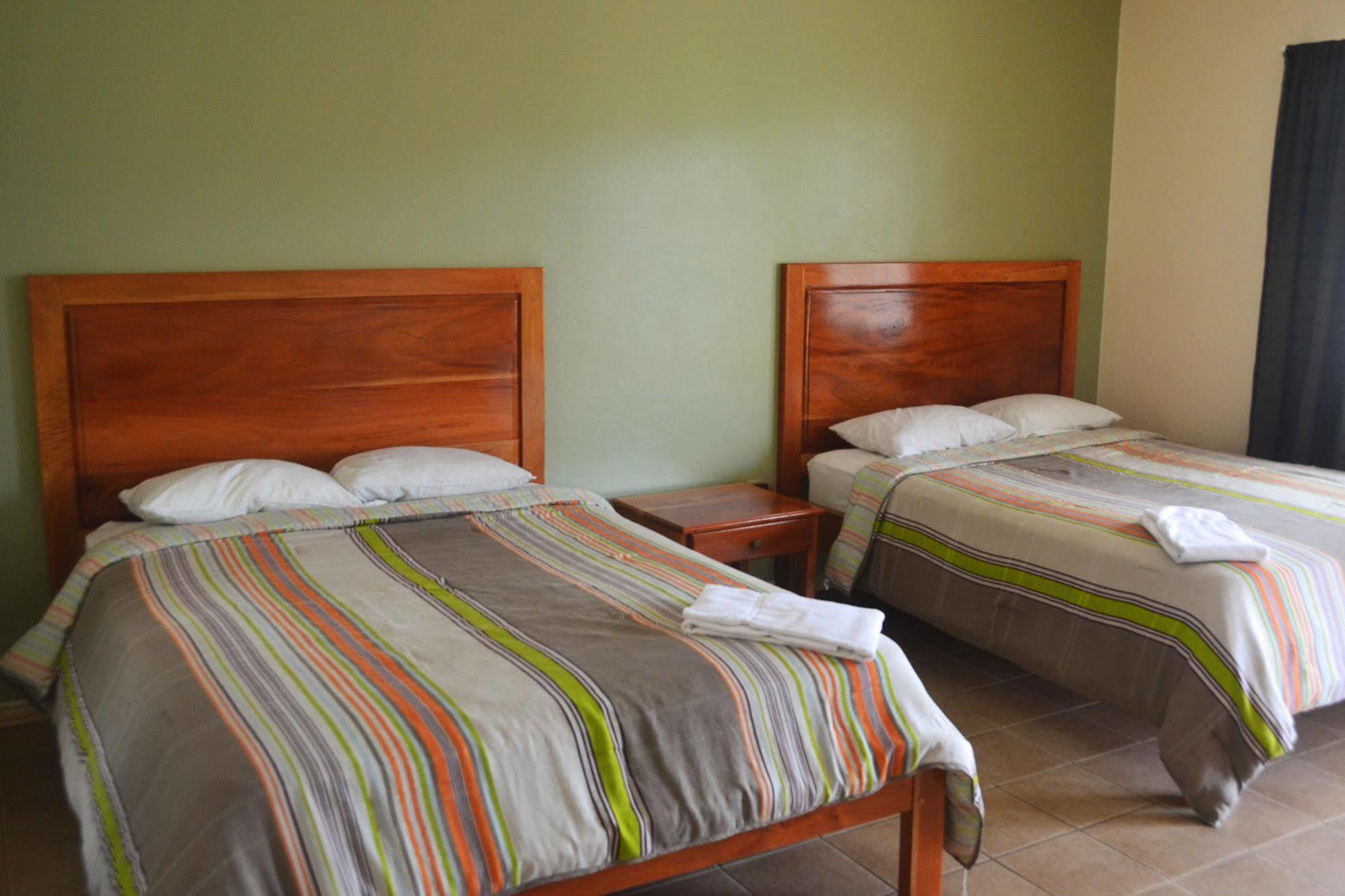 Hotel La Villa Quesada  Zewnętrze zdjęcie